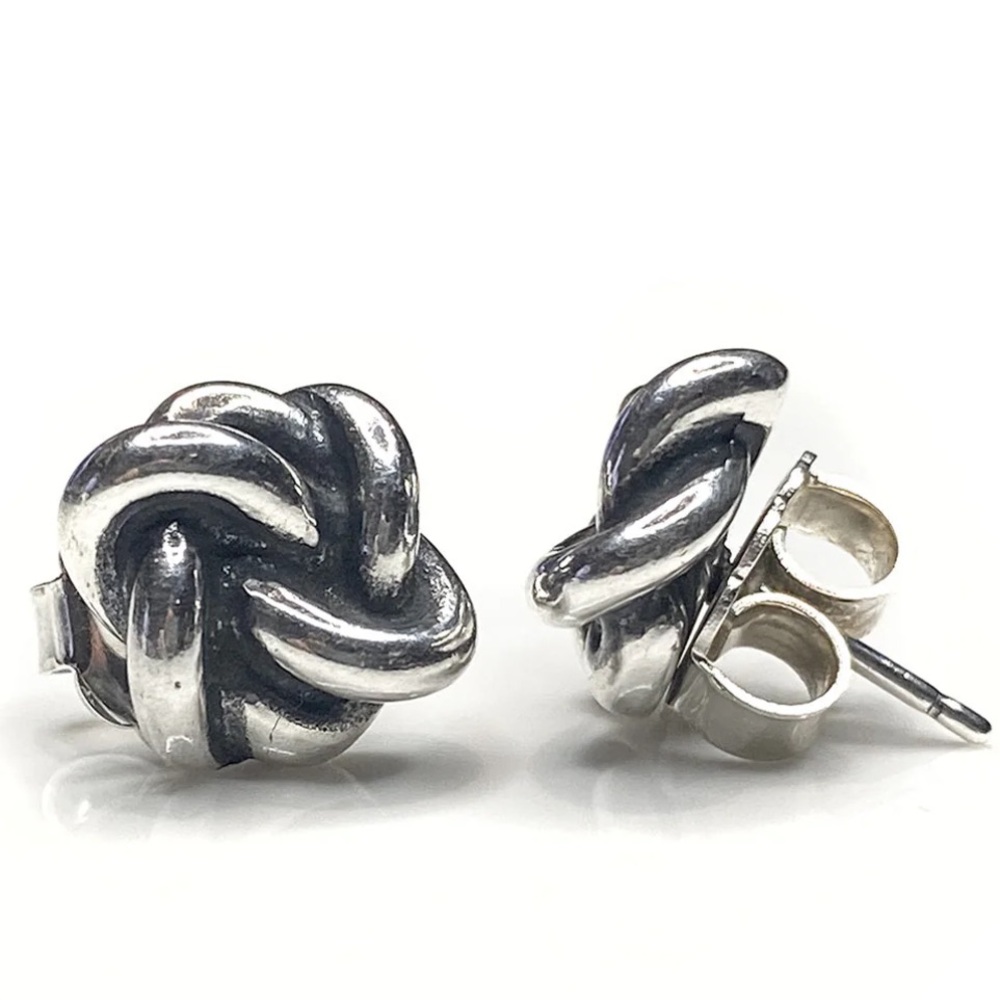 Retired James Avery Knot Earrings